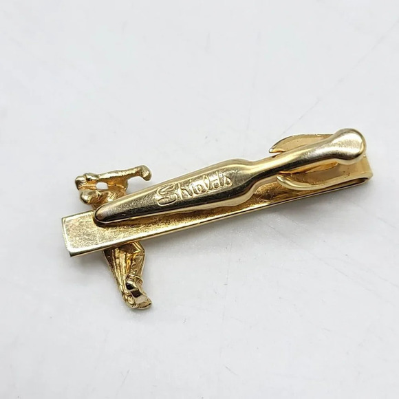 Shields Gold Tone Golf Golfer Swing Figurine Tie Clip Vintage - Picture 3 of 4